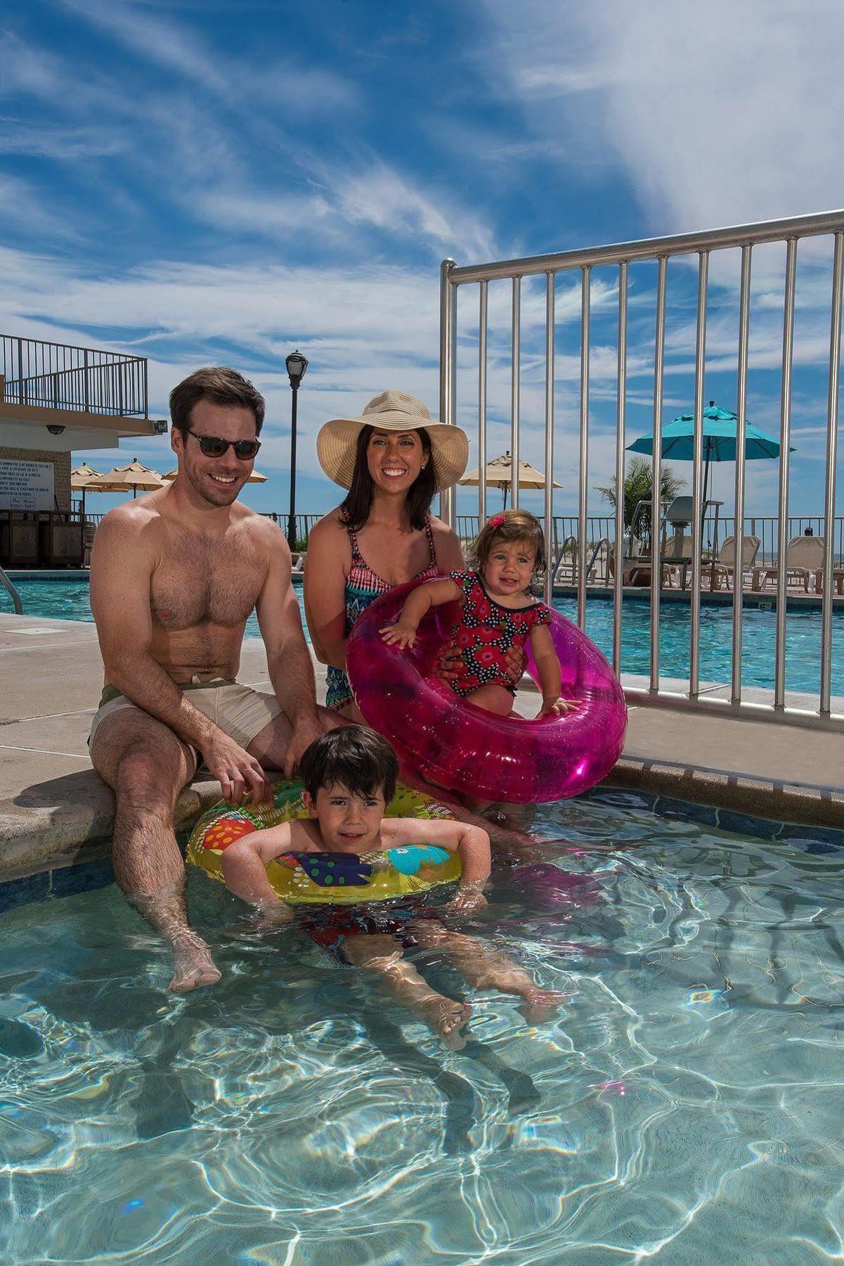 Resort Reges Oceanfront 3*